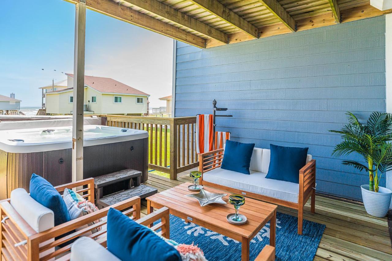 Hot Tub - Ocean Views - Steps To Private Beach - Quiet Location غالفيستون، تكساس المظهر الخارجي الصورة