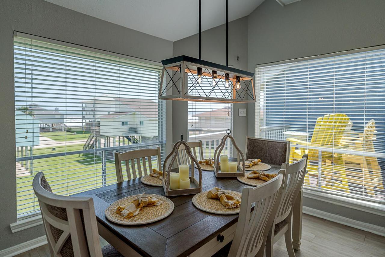 Hot Tub - Ocean Views - Steps To Private Beach - Quiet Location غالفيستون، تكساس المظهر الخارجي الصورة